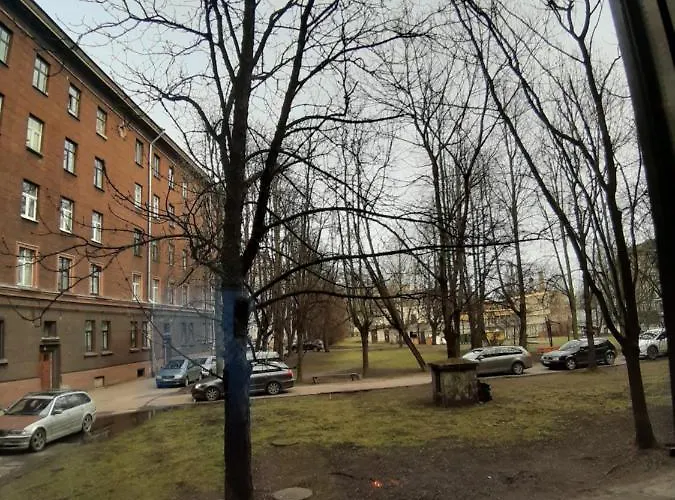 Eksporta 10, Lux Apartman